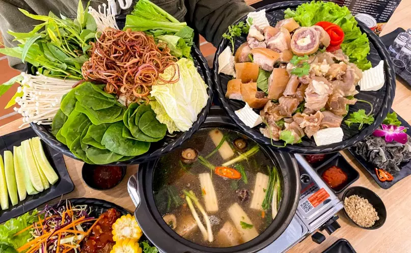Cách Nấu Lẩu Đuôi Bò Hầm Sả Thơm Ngon | Trí Việt Phát Foods