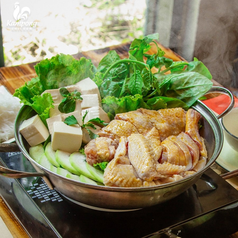 Lẩu gà Kampong Chicken