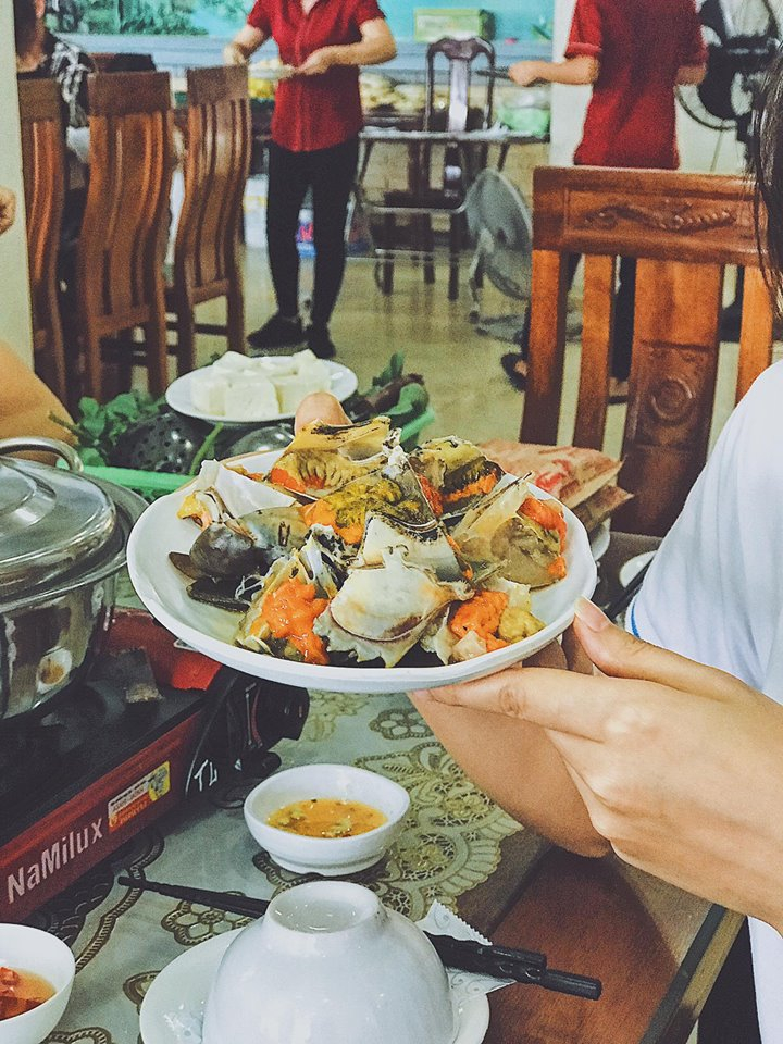 Lẩu hải sản tại Hương Duyên