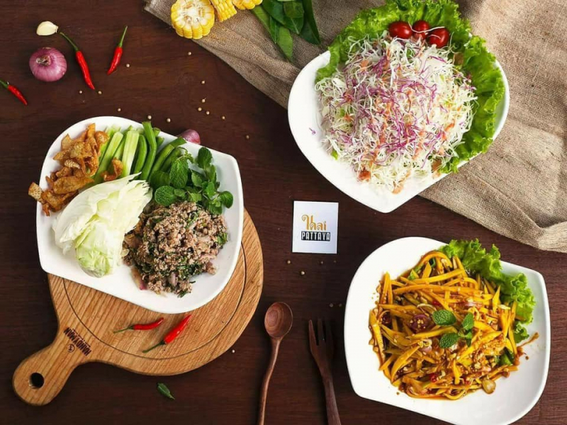 Đến với tiệc buffet tại Thái Pattaya bạn sẽ được thưởng thức một bữa tiệc với đầy đủ những món ăn đặc trưng của Thái được chế biến theo nhiều phong cách như nướng
