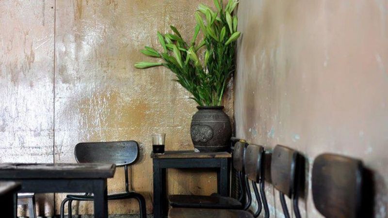 Phong cách trang trí của Cafe Đinh có pha nét cổ xưa
