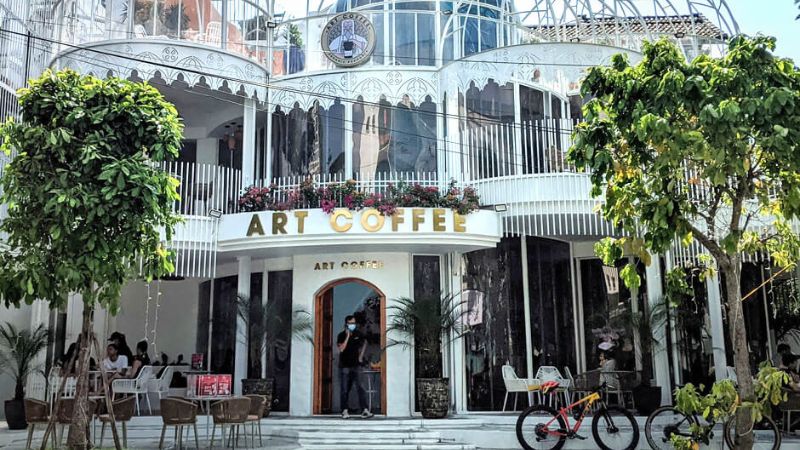 Art Coffee Shop - Song Hành