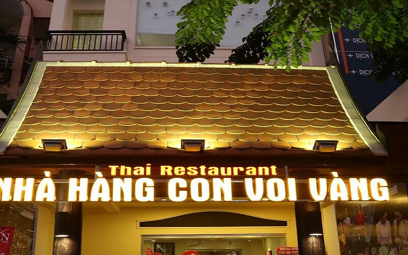 Nhà hàng Con Voi Vàng tọa lạc tại đường Hai Bà Trưng