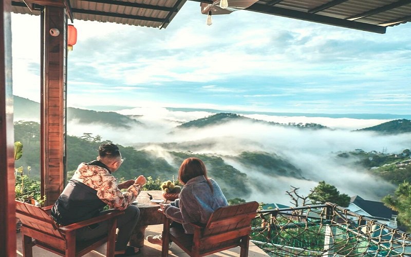 Quán Cafe Hồ Trên Mây Đà Lạt