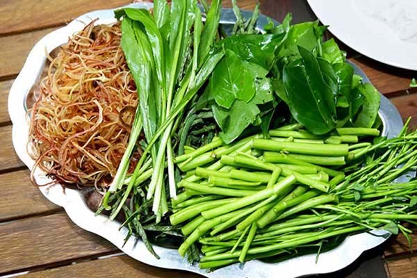Lẩu dê ăn rau gì phù hợp tốt cho sức khỏe? | Bếp Vinh Hạnh