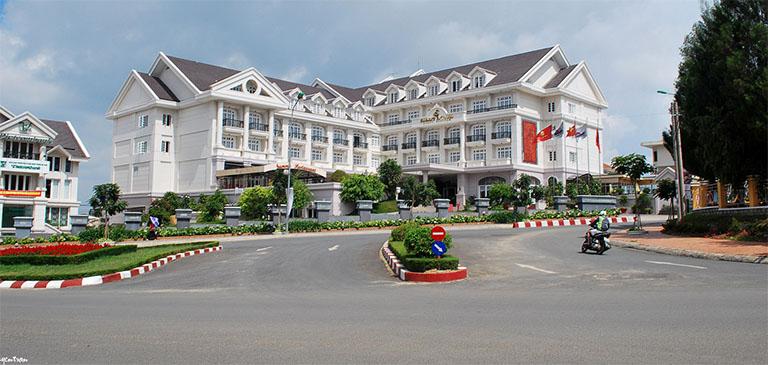 Review] Sammy Dalat Hotel - Khách Sạn 4 Sao Sang Trọng Tại Đà Lạt